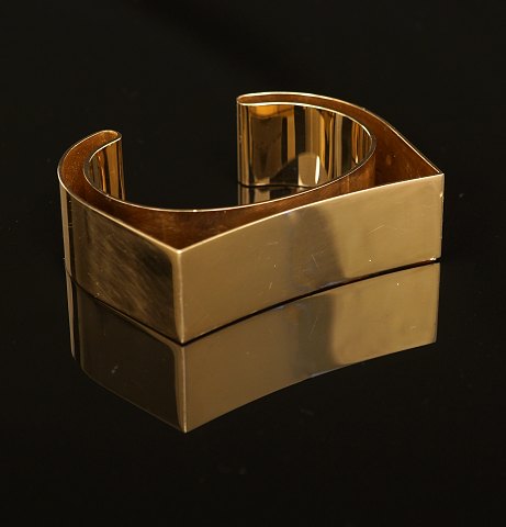 Hans Hansen, Denmark: Bracelet, 14ct gold. Signed. 
Size: 12,9x5,5cm. W: 70gr