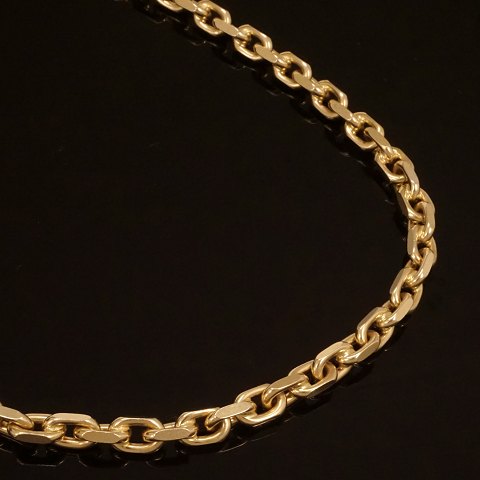 Anker Halskette aus 14kt Gold. 1,2x0,7cm. G: 
160,3gr. L: 71cm