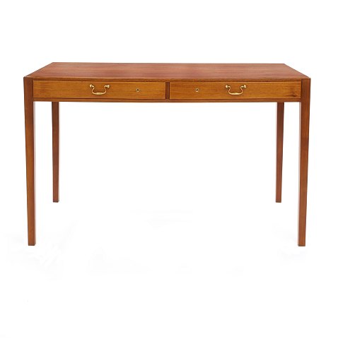 Ole Wanscher, 1903-85: Writing desk, mahogany. 
Produced by A J Iversen, Copenhagen. H: 75cm. 
Plate: 68x120cm