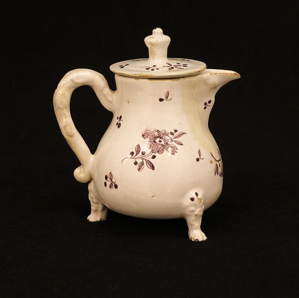 A Little jug, faience. Schleswig, Northgermany, circa 1765. H: 12cm