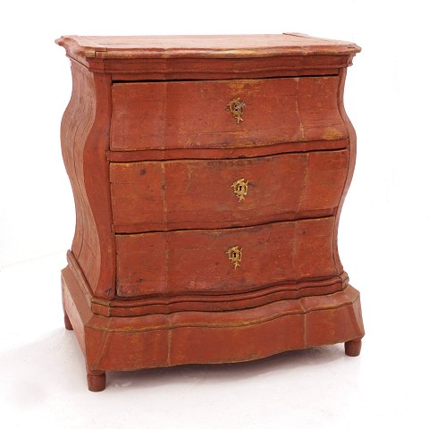 Rococo chest of drawers in original colors. Denmark circa 1760. H: 96cm. Top: 55x84cm
