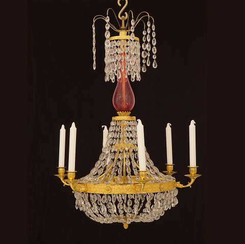 Kronenleuchter für sechs Kerzen. Baltikum um 1780. H: 86cm. D: 60cm