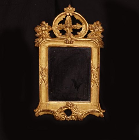 Kleiner vergoldeter Louis XVI Spiegel. Dänemark um 1780. 55x34cm