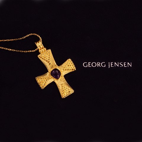 Georg Jensen: Stort kors i 18kt guld, unika. Halskæde L: 72cm. Kors: 48x31mm. V: 22,8gr
