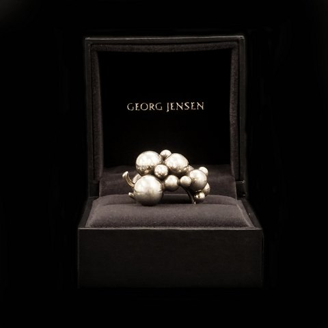 Georg Jensen Moonlight Grapes ring i sterlingsølv. Leveres i original æske. Ringstr. 55