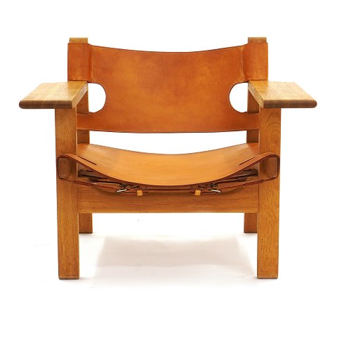 Børge Mogensen, Denmark, The Spanish Chair. 
Patinated oak and leather. Nice condition