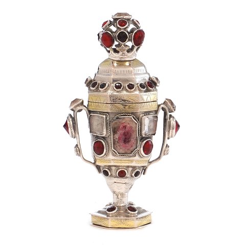 Riechdose von Paul Hansen, Tondern, 1785-1830. H: 
12cm