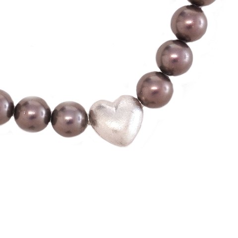 Ole Lynggaard Heart lås i 18kt hvidguld. Mål: 
11x11mm. Halskæde medfølger