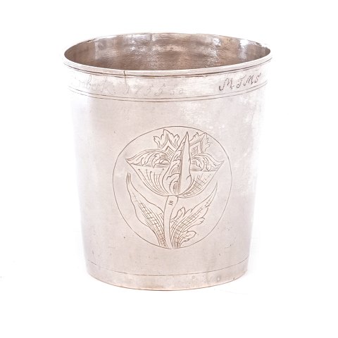 Silver cup by Wolf Petersen, Haderslev, Denmark, 1746-63. H: 10cm