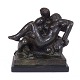 Danish bronze figur made and signed by Gerhard Henning, 1880-1967. H: 12cm. 
Base: 9,5x10,5cm