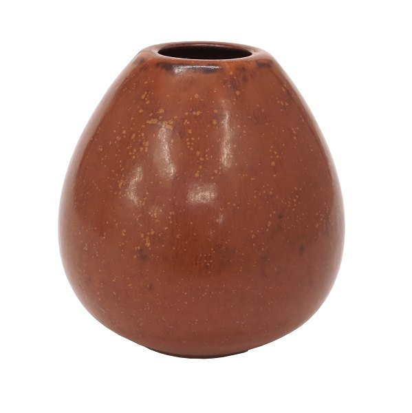 Saxbo Keramik Vase mit rotbrauner Glasur. Gestempelt Saxbo Danmark. Guter 
ZUstand. H: 15cm