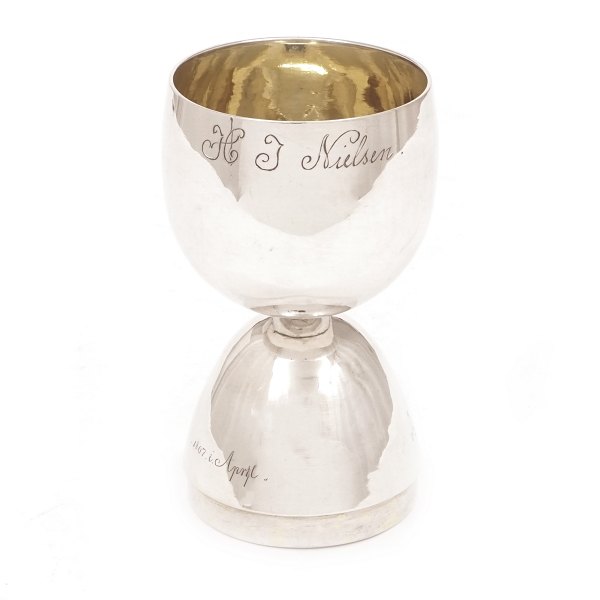 Empire silver cup by Peter Wesmann, Copenhagen, 1807. H: 10,8cm. W: 132gr